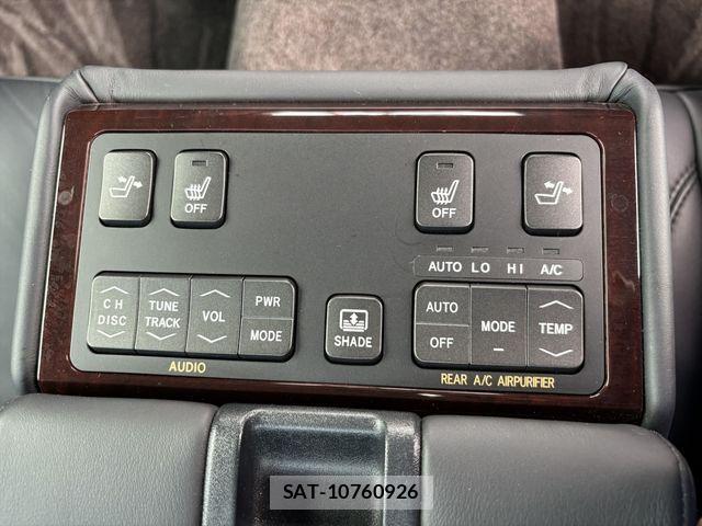 Toyota CROWN MAJESTA 2006-11 1624184-12
