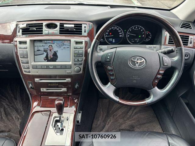 Toyota CROWN MAJESTA 2006-11 1624184-14