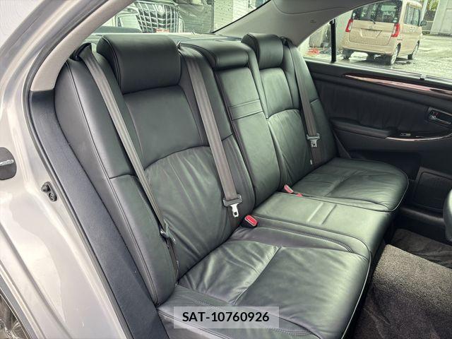 Toyota CROWN MAJESTA 2006-11 1624184-3