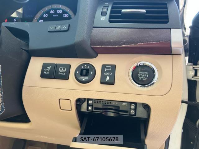 Toyota CROWN MAJESTA 2013-02 2319230-17