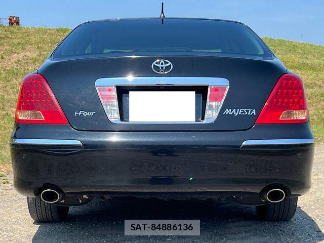 Toyota CROWN MAJESTA 2006-11 8365262-17