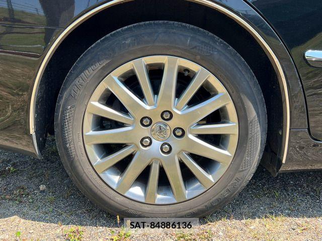 Toyota CROWN MAJESTA 2006-11 8365262-8