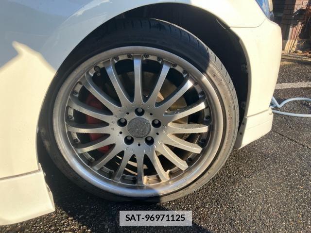 Toyota CROWN MAJESTA 2015-04 2207486-3