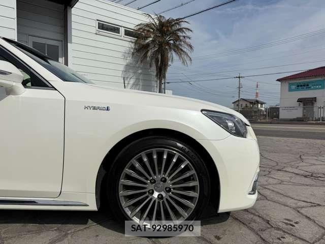 Toyota CROWN MAJESTA 2014-12 3766834-15