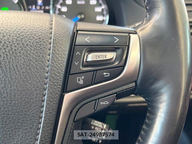 Toyota CROWN MAJESTA 2016-05 4935725-3