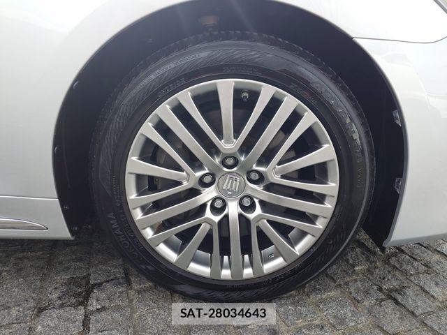 Toyota CROWN MAJESTA 2013-11 5863517-7