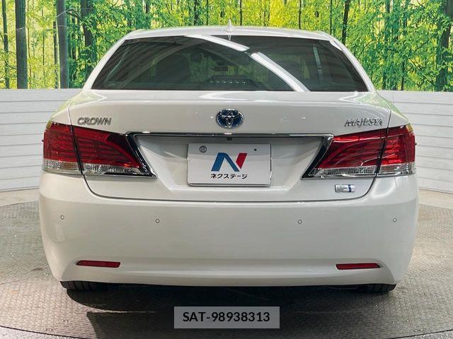 Toyota CROWN MAJESTA 2016-09 6010632-14
