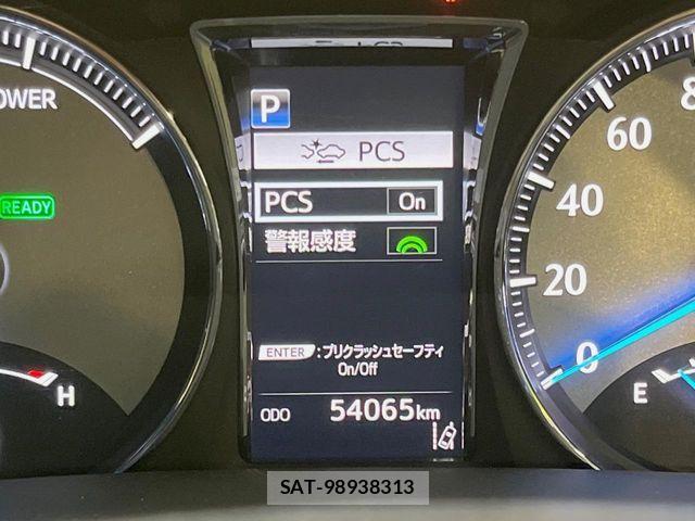 Toyota CROWN MAJESTA 2016-09 6010632-4