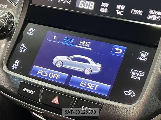 Toyota CROWN MAJESTA 2016-05 6212911-7