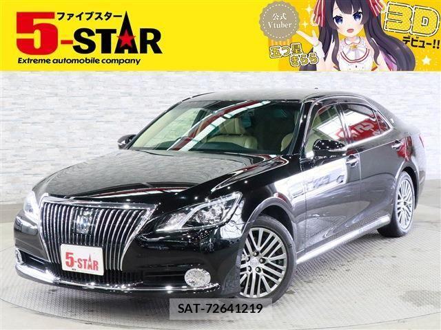 Toyota CROWN MAJESTA 2017-08 6212915-0