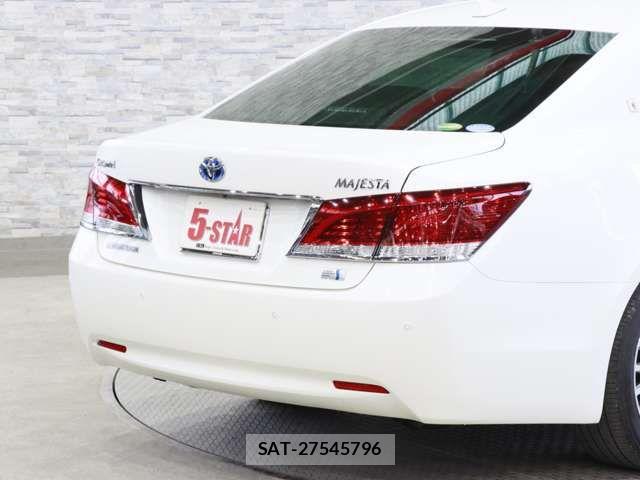 Toyota CROWN MAJESTA 2014-10 6271346-18
