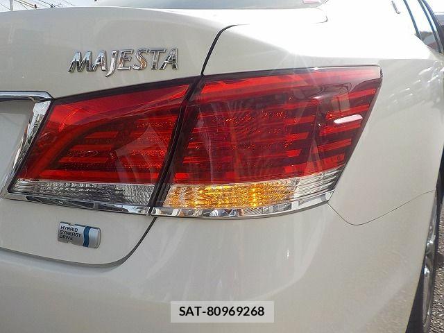 Toyota CROWN MAJESTA 2016-06 6544542-9