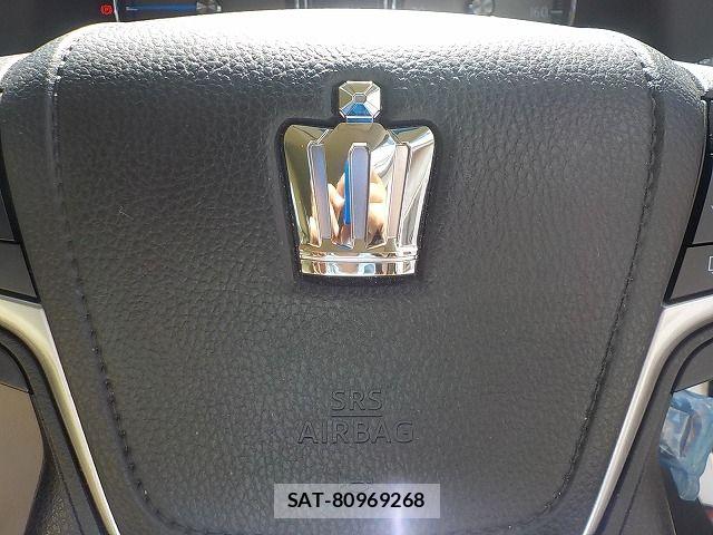 Toyota CROWN MAJESTA 2016-06 6544542-14