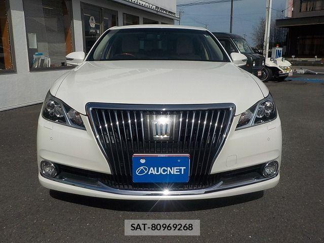 Toyota CROWN MAJESTA 2016-06 6544542-3