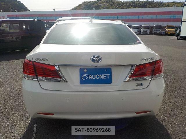 Toyota CROWN MAJESTA 2016-06 6544542-5