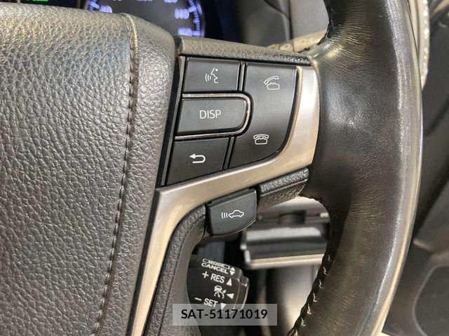Toyota CROWN MAJESTA 2014-01 6641388-13
