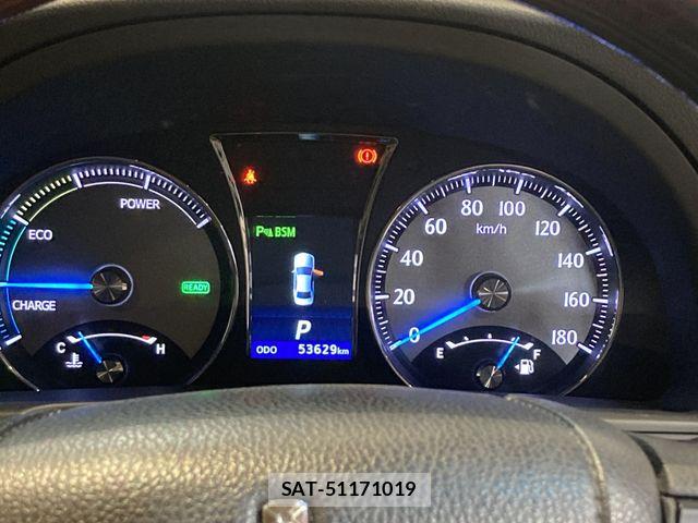 Toyota CROWN MAJESTA 2014-01 6641388-15