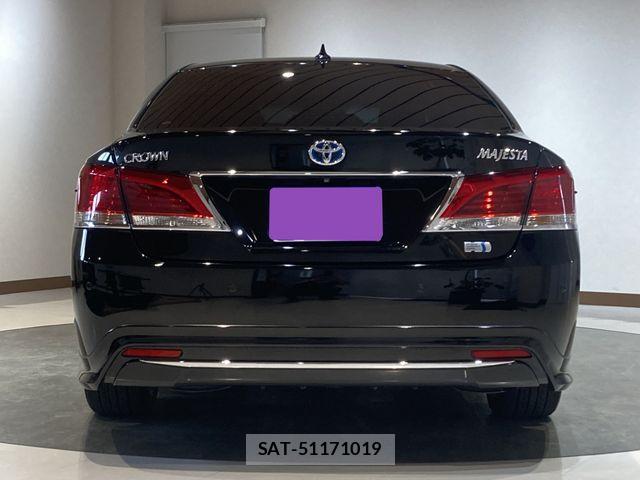 Toyota CROWN MAJESTA 2014-01 6641388-2