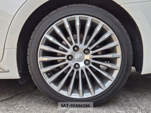 Toyota CROWN MAJESTA 2016-08 6670956-14