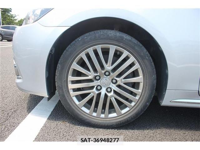 Toyota CROWN MAJESTA 2018-01 6814371-23