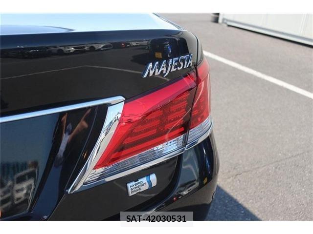 Toyota CROWN MAJESTA 2013-12 6903618-11
