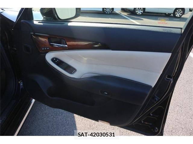 Toyota CROWN MAJESTA 2013-12 6903618-23