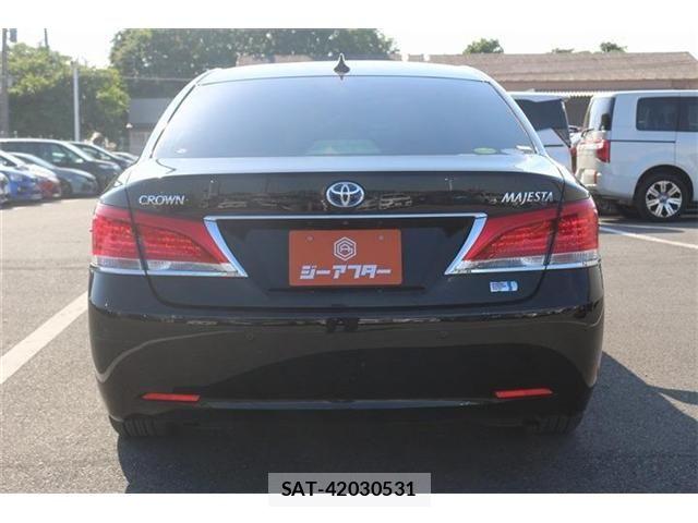 Toyota CROWN MAJESTA 2013-12 6903618-8