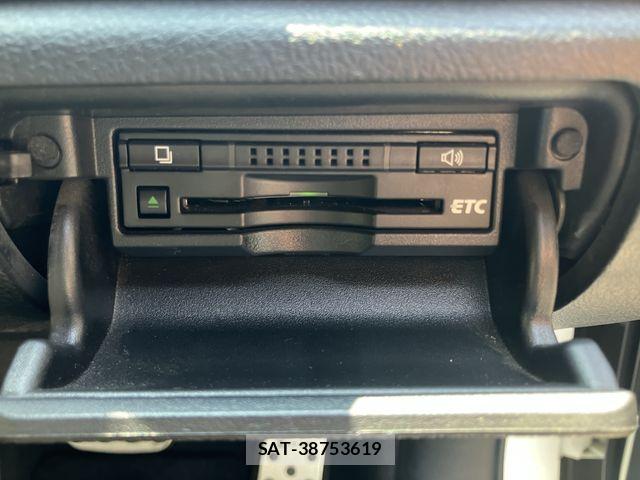 Toyota CROWN MAJESTA 2014-06 6992727-17