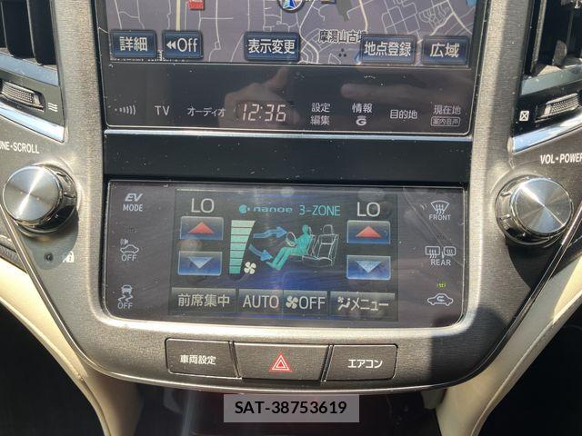Toyota CROWN MAJESTA 2014-06 6992727-18