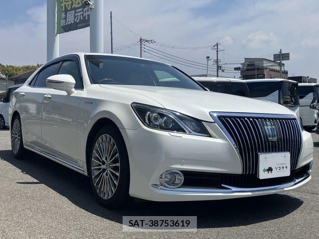 Toyota CROWN MAJESTA 2014-06 6992727-25