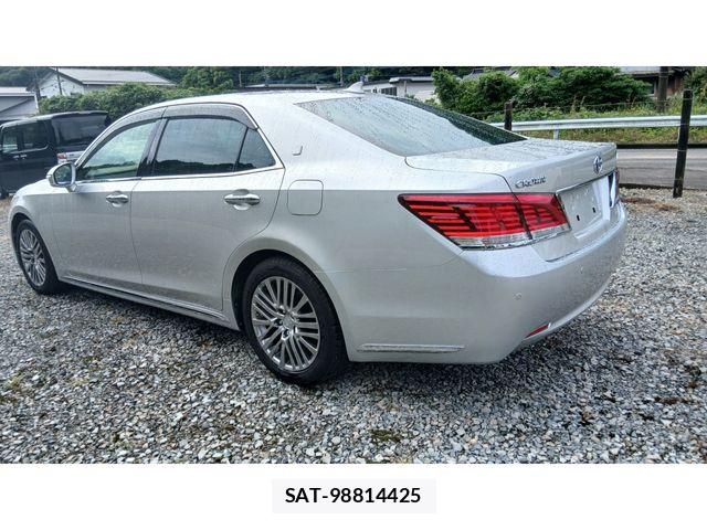 Toyota CROWN MAJESTA 2013-12 7020238-7