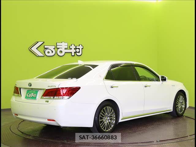 Toyota CROWN MAJESTA 2016-03 7058035-1