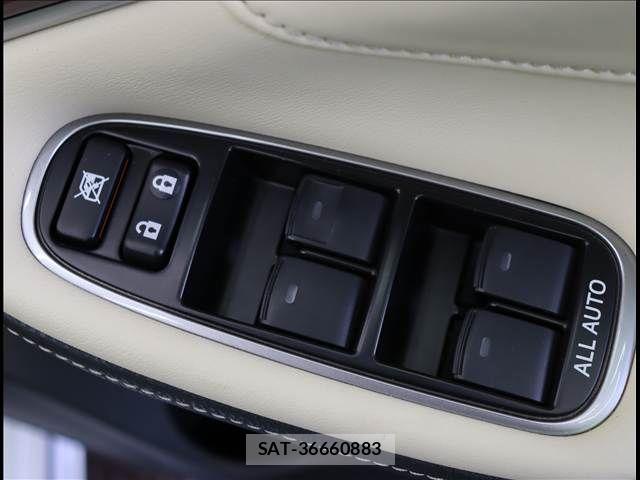 Toyota CROWN MAJESTA 2016-03 7058035-21