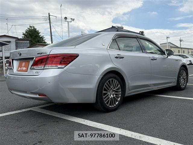 Toyota CROWN MAJESTA 2013-10 7216543-9