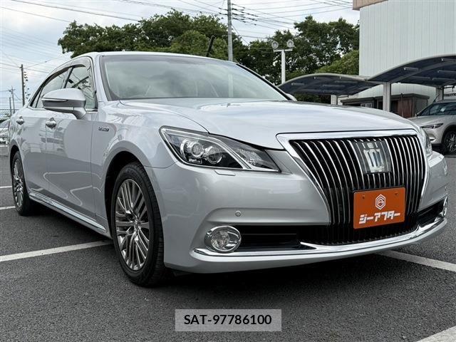Toyota CROWN MAJESTA 2013-10 7216543-7