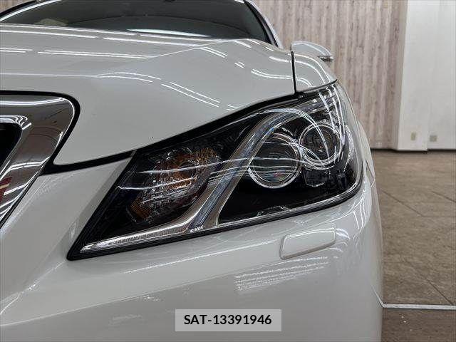 Toyota CROWN MAJESTA 2013-11 7216545-20