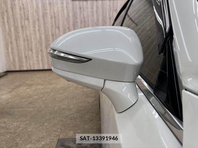 Toyota CROWN MAJESTA 2013-11 7216545-25
