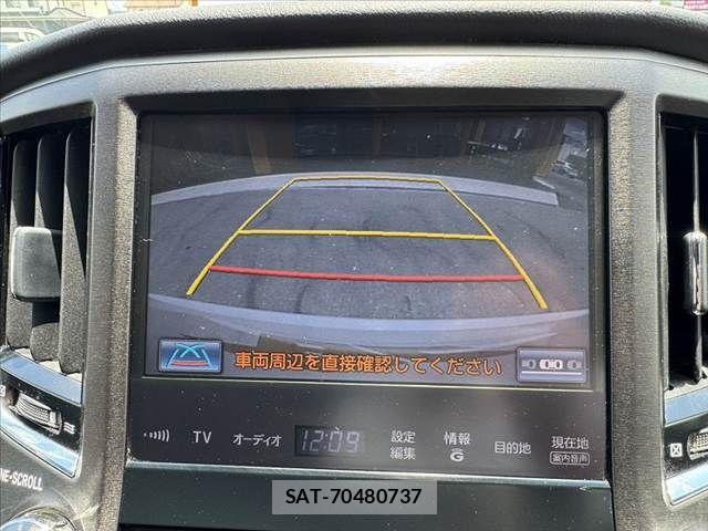 Toyota CROWN MAJESTA 2013-12 7216539-3