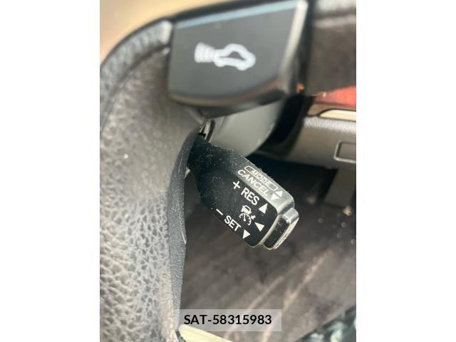 Toyota CROWN MAJESTA 2015-06 7326364-16