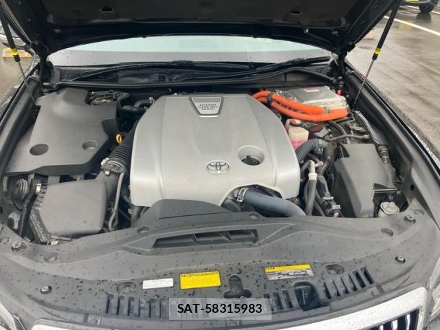 Toyota CROWN MAJESTA 2015-06 7326364-24