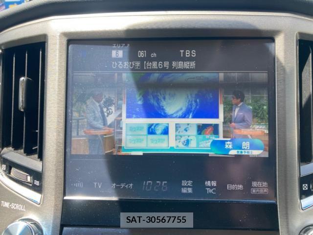 Toyota CROWN MAJESTA 2016-12 7326361-21