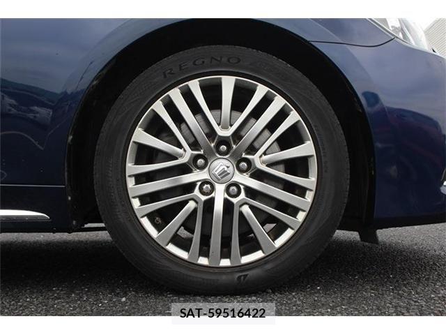 Toyota CROWN MAJESTA 2017-04 7357267-13