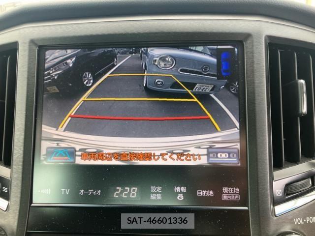 Toyota CROWN MAJESTA 2013-09 7357275-21