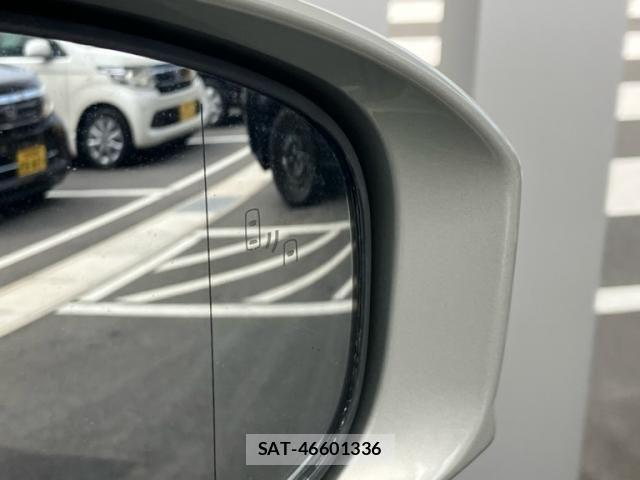 Toyota CROWN MAJESTA 2013-09 7357275-24