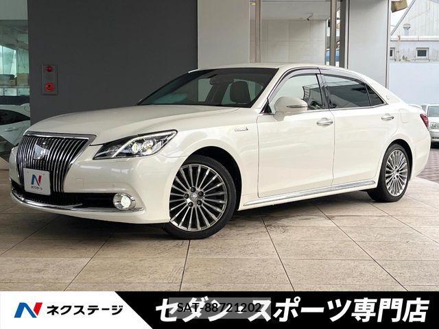 Toyota CROWN MAJESTA 2014-03 7391708-0