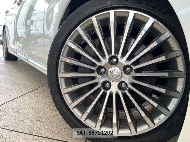 Toyota CROWN MAJESTA 2014-03 7391708-13