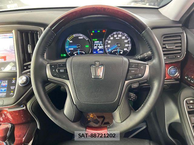 Toyota CROWN MAJESTA 2014-03 7391708-14