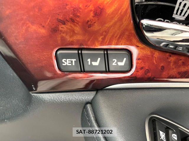 Toyota CROWN MAJESTA 2014-03 7391708-6