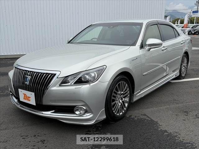 Toyota CROWN MAJESTA 2017-03 7453649-9