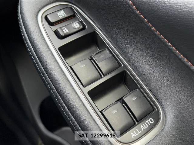 Toyota CROWN MAJESTA 2017-03 7453649-26